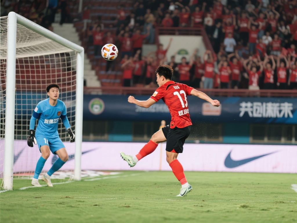 当比赛进行到关键时刻，谭龙抓住了机会，用